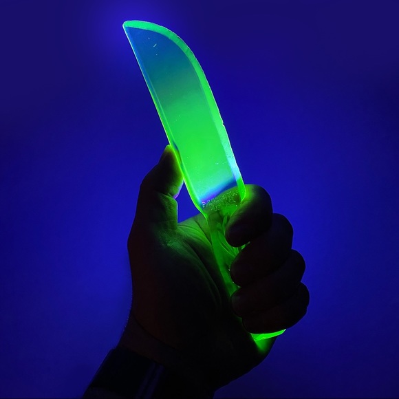 Vintage Dur-x Uranium Glass Fruit & Cake Knife